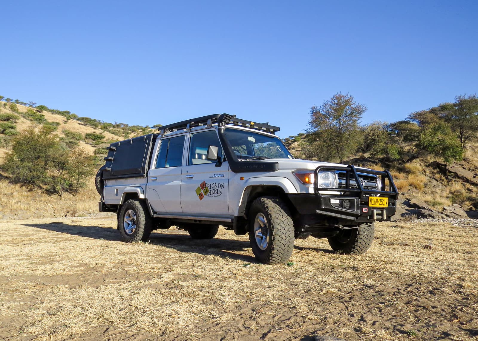 Group-1-V6-Toyota-Land-Cruiser-HJ79-without-camping-equippment