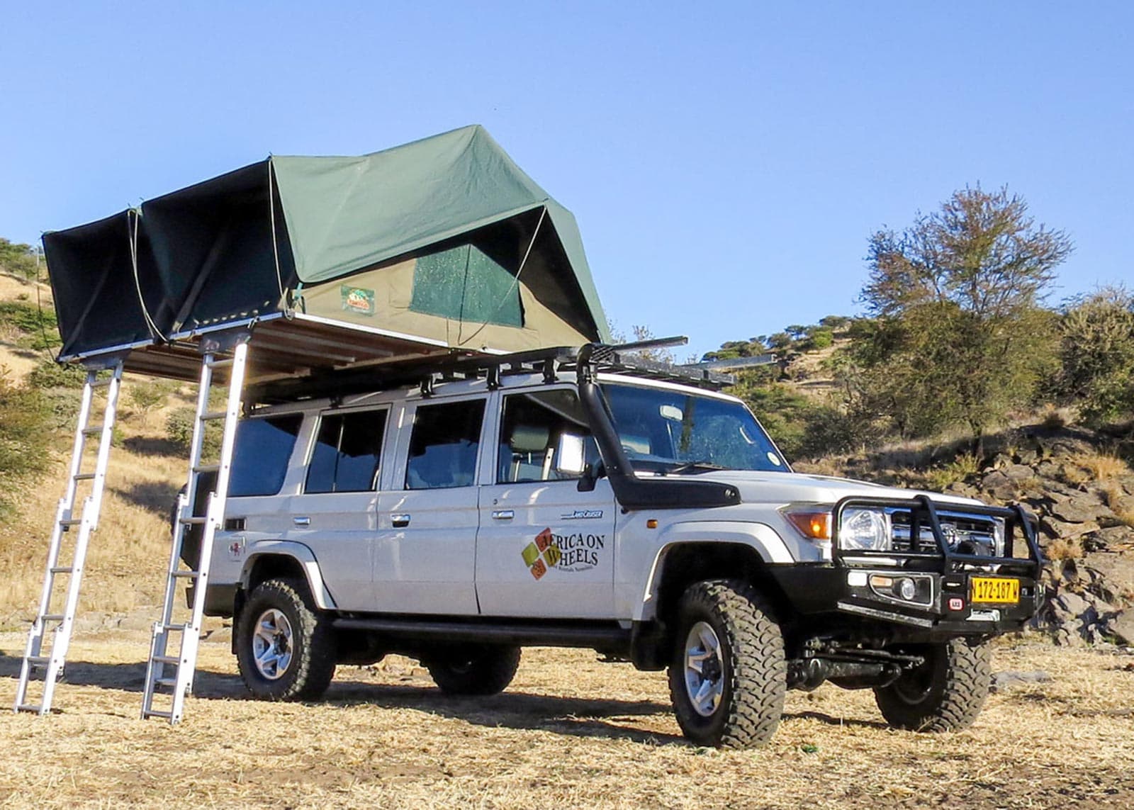 Group-5b-V8-Toyota-Land-Cruiser-HJ76-stretched-equipped-for-4-persons-camping-edit