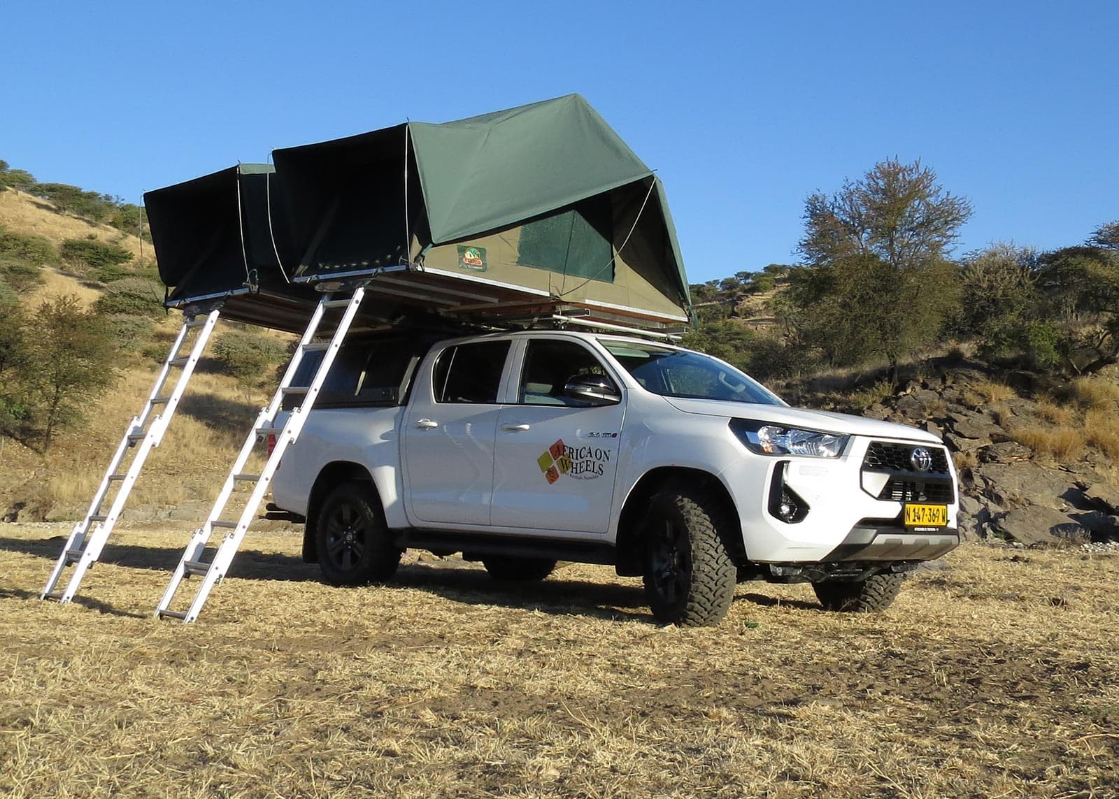 Group-7b-2.4-Toyota-Hilux-fully-equipped-for-four-persons-camping